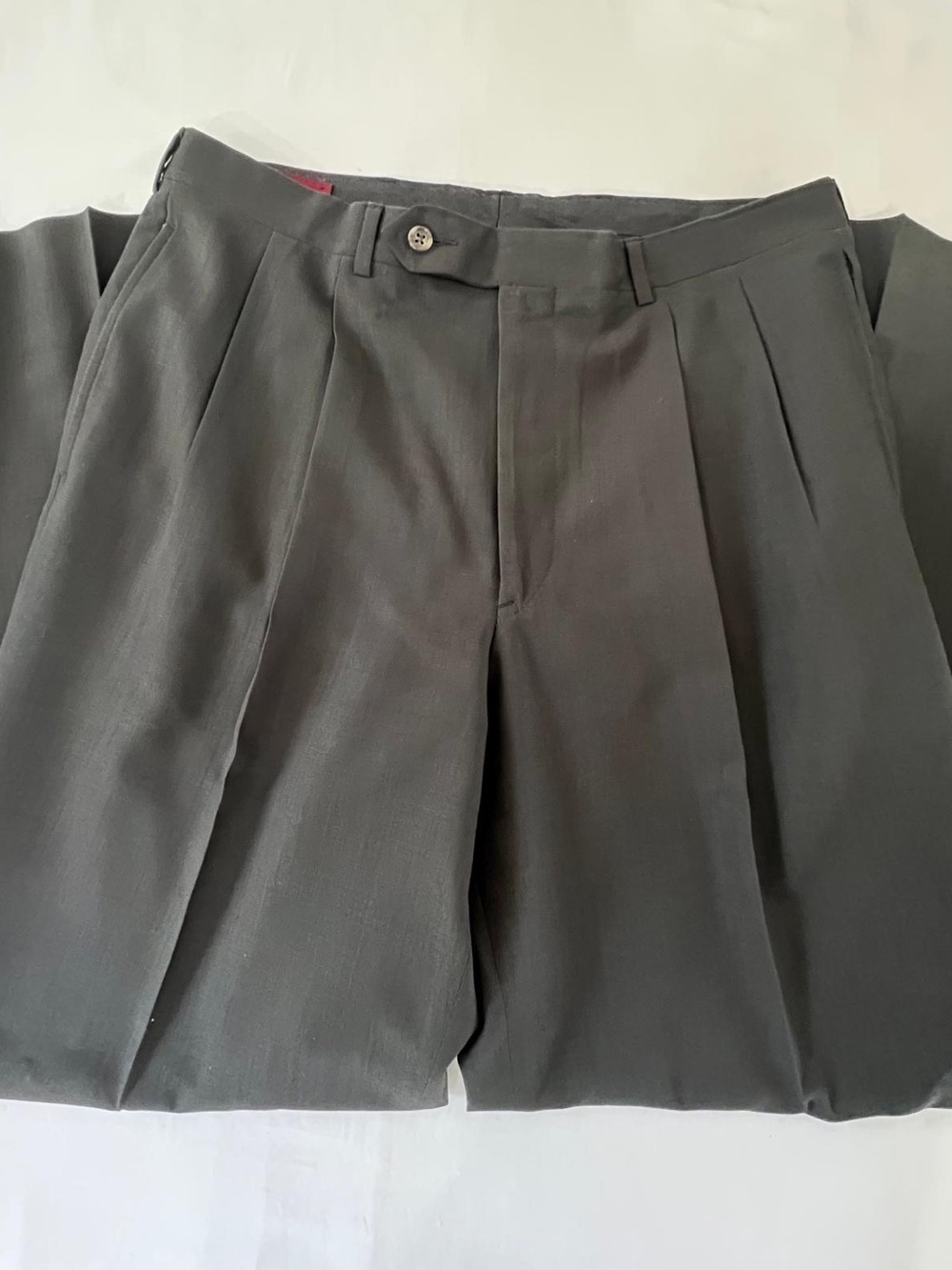Tailored Black Pleated Men's Dress Pants